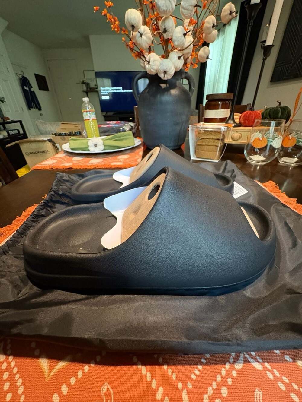 Yeezy YS-01 Slides Size 8 Black Sandals